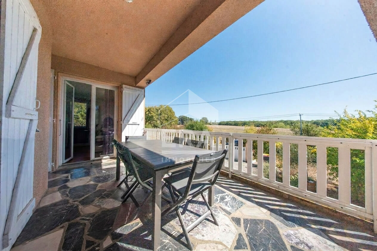 Maison 8 pièces 250 m² · à Vacquiers · 250 m² · 410 000 €