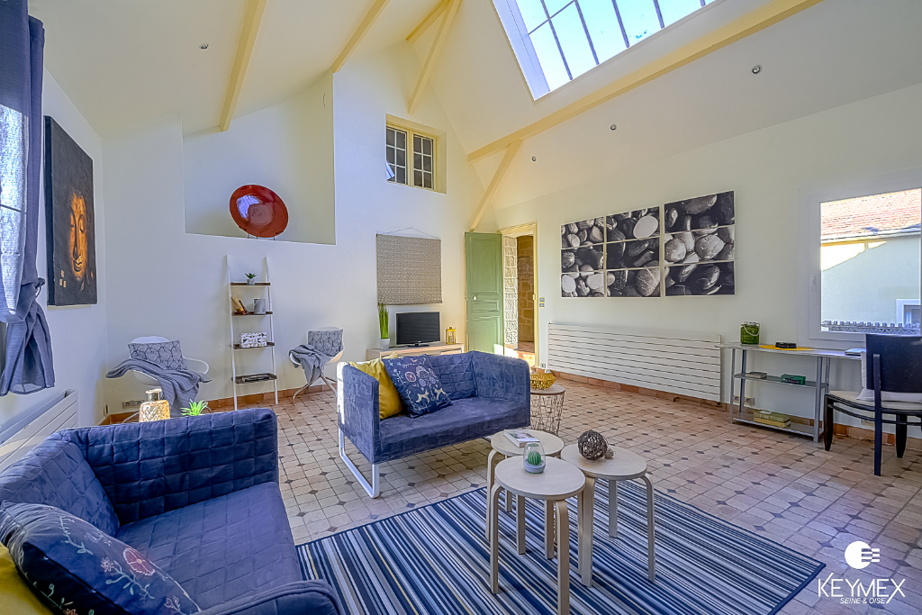 Maison Saint Prix -Vieux Village - 6 pièces 230 m2