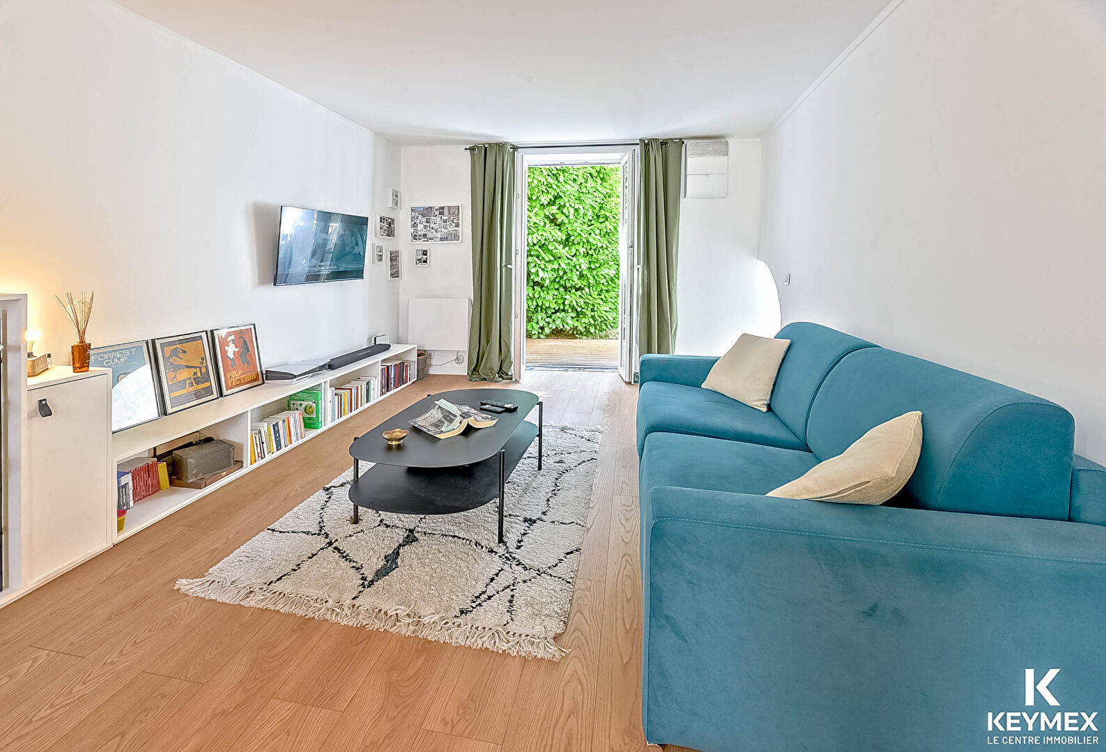 TAVERNY Centre Ville - Appartement 2 pièces Rdc en duplex avec terrasse .