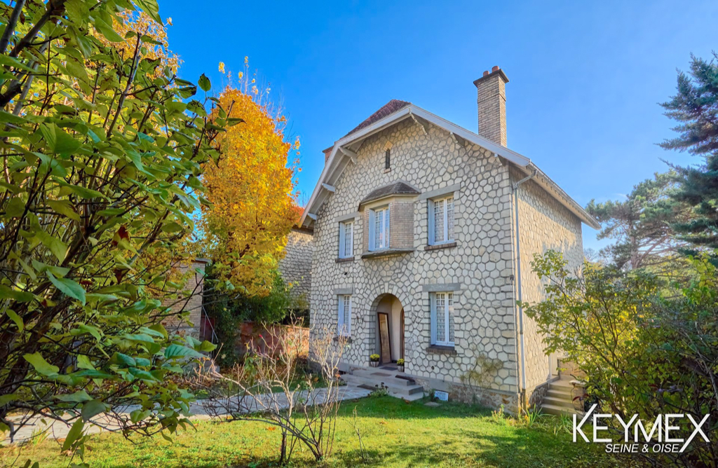 Herblay Sur Seine Maison 6 pièces - sur S.Sol aménagé + 1 garage et 788 m2 de terrain