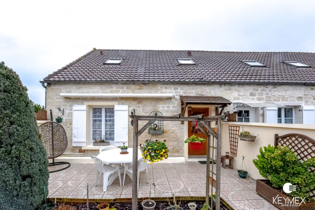 Maison Vallangoujard 5 pièce(s) 71m2 ,cour de  35M²+2 garages.