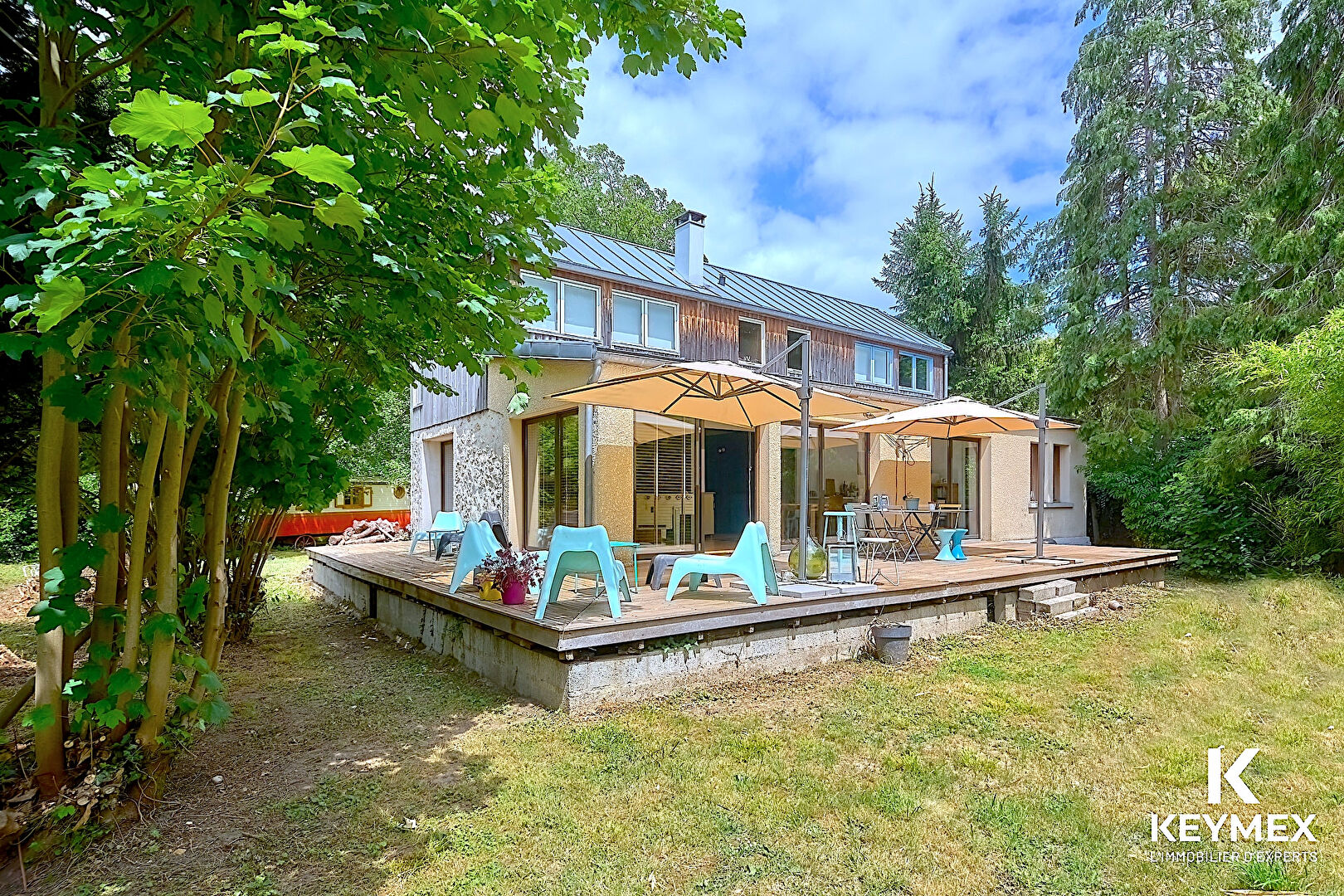 Auvers sur Oise, Maison individuelle de 7pièces sur un terrain de1923 m2
