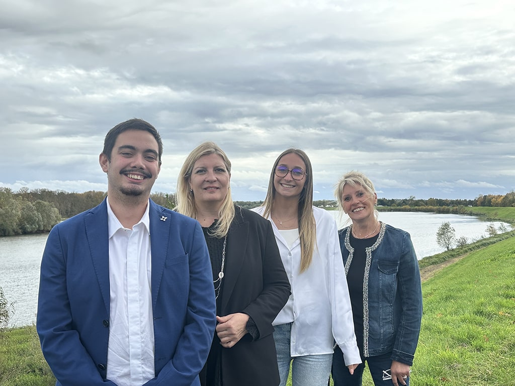 L'�quipe de l'agence de Tigy