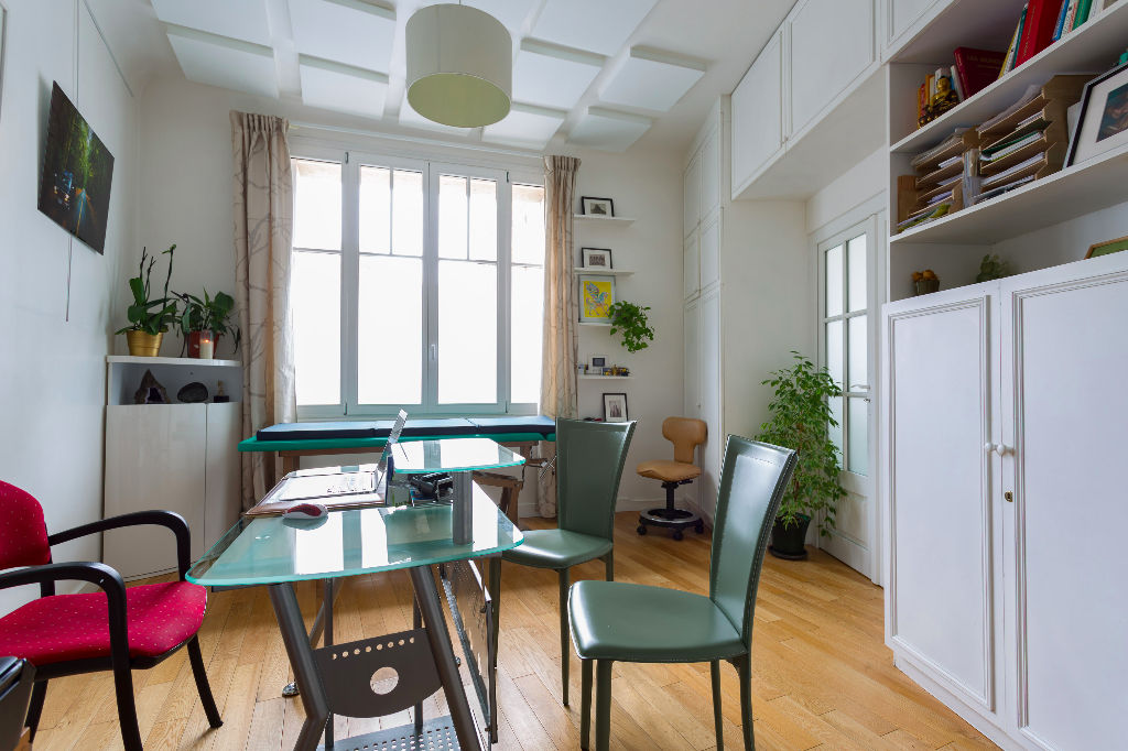 AUTEUIL SUD - CABINET LIBRAL TRIPLE VENDU LOU