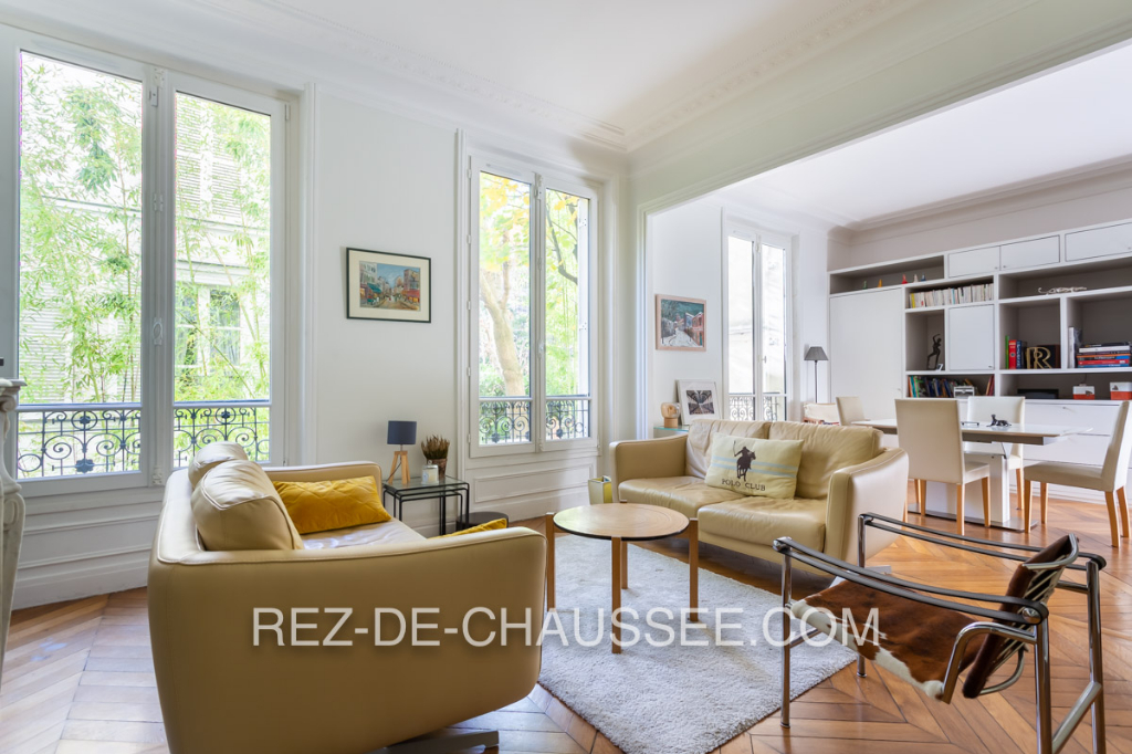 APPARTEMENT 5 PIECES AU CALME COTE JARDIN